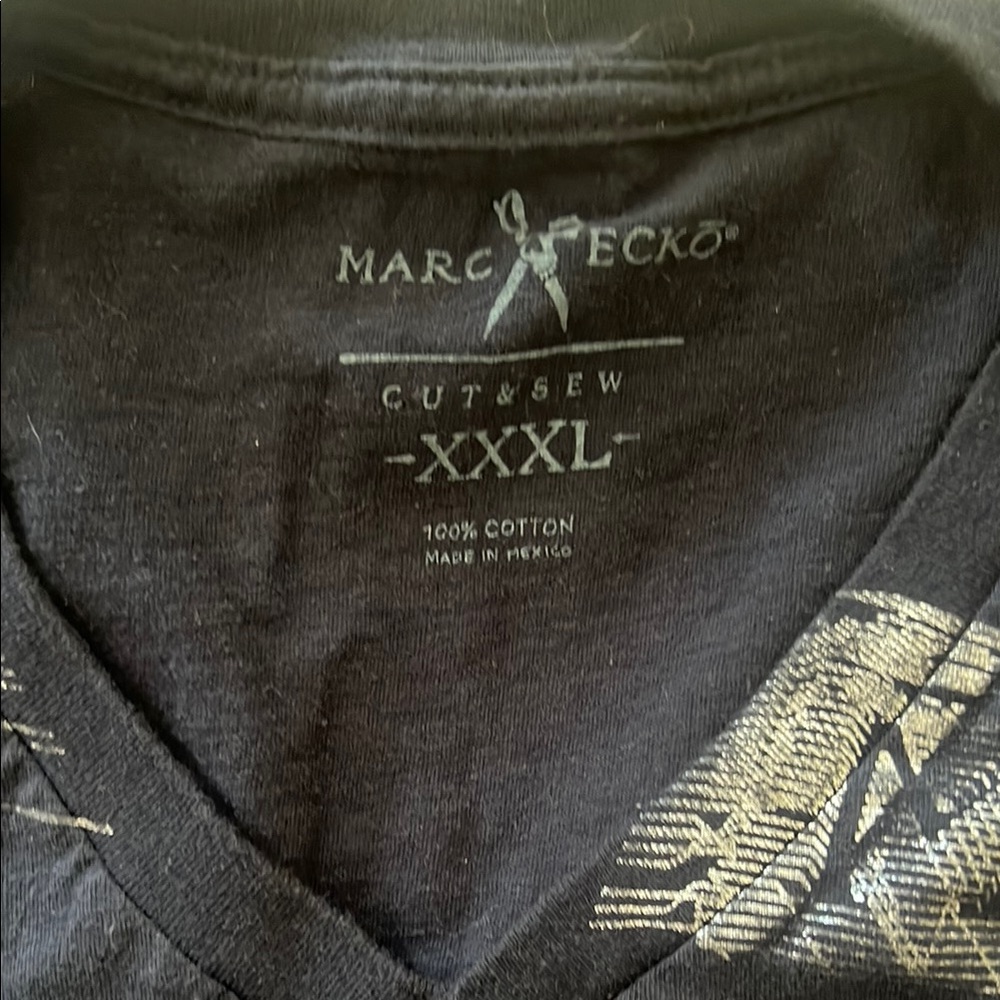 Marc Ecko Cut & Sew Black and Gold Graphic Tee. XXXL